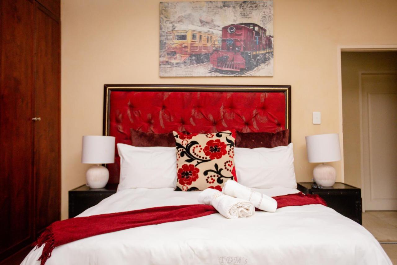 Tdm'S Boutique Guest House Pretoria Luaran gambar