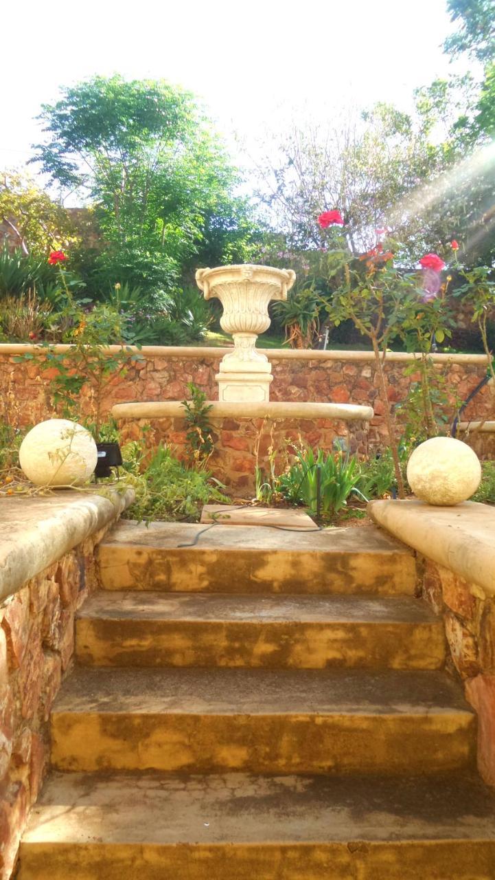 Tdm'S Boutique Guest House Pretoria Luaran gambar