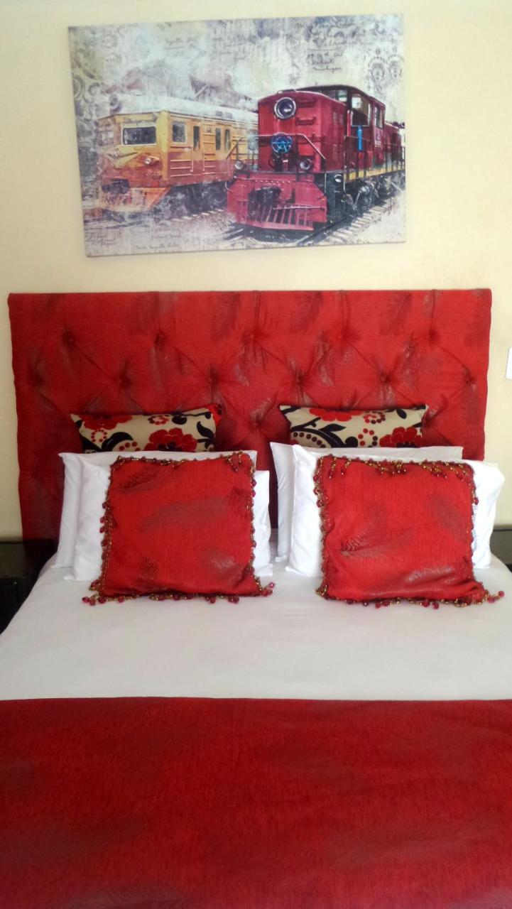 Tdm'S Boutique Guest House Pretoria Luaran gambar